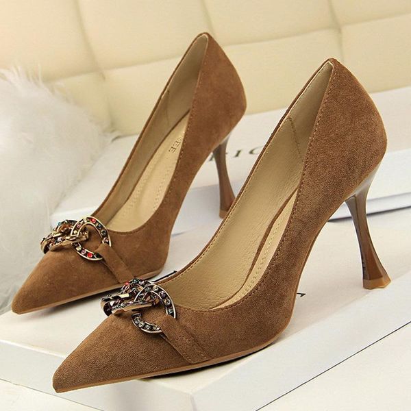 dress shoes 2021 women pumps metal rhinestone high heels party suede kitten ladies, Black
dress shoes 2021 women pumps metal rhinestone high heels party suede kitten ladies, Black