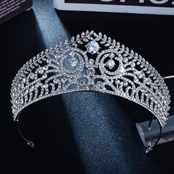 hair clips & barrettes wedding birthday crown zircon bridal tiara alloy rhinestone luxury jewelry court shooting headdress for female, Golden;silver
hair clips & barrettes wedding birthday crown zircon bridal tiara alloy rhinestone luxury jewelry court shooting headdress for female, Golden;silver