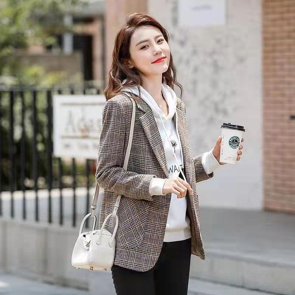 women's suits & blazers vintage plaid casual coat 2021 spring and autumn women long sleeve british style female one button, White;black
women's suits & blazers vintage plaid casual coat 2021 spring and autumn women long sleeve british style female one button, White;black