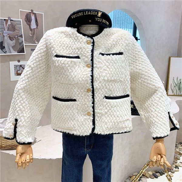 women's fur & faux niche design clothing 2021 autumn winter contrast color plush short coat single breasted long sleeved jacket, Black
women's fur & faux niche design clothing 2021 autumn winter contrast color plush short coat single breasted long sleeved jacket, Black