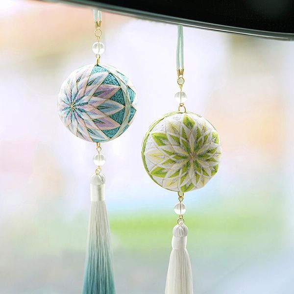 keychains diy embroidery chrysanthemum ball keychain man pendant key chain women holder couples keyring material package llaveros, Silver
keychains diy embroidery chrysanthemum ball keychain man pendant key chain women holder couples keyring material package llaveros, Silver