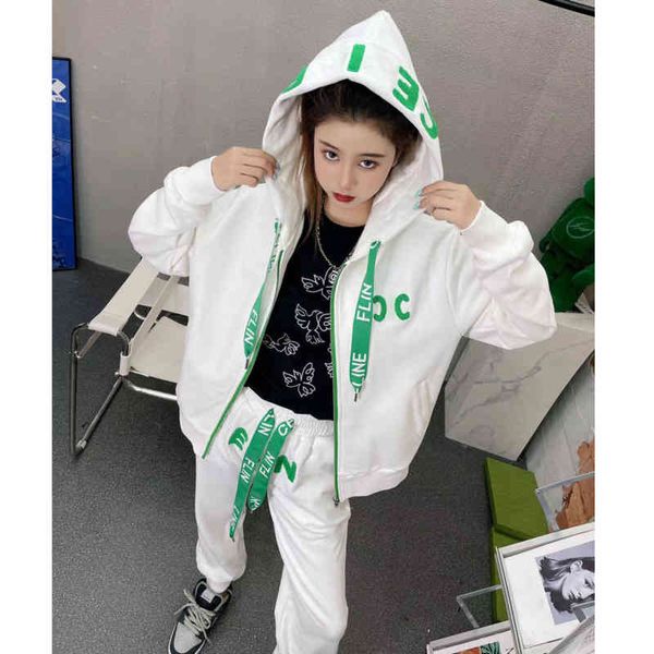 latest design women tracksuits set zipper hoodies pants 2 piece suit letter logo brand white webbing sweaters hoodie jacket sports pants run
latest design women tracksuits set zipper hoodies pants 2 piece suit letter logo brand white webbing sweaters hoodie jacket sports pants run