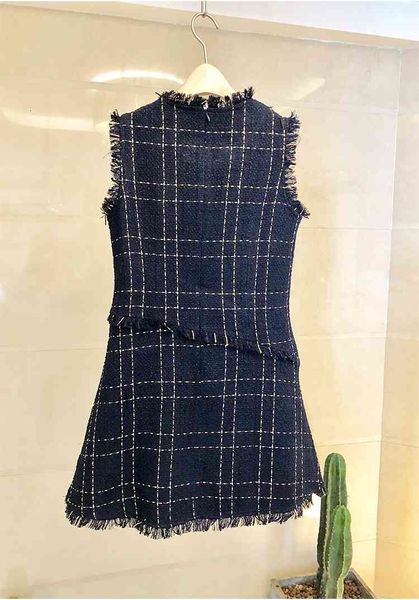 new black winter woolen women dresses sleeveless tassel fringed trim plaid bow vest ladies mini a line dress, Black;gray 
new black winter woolen women dresses sleeveless tassel fringed trim plaid bow vest ladies mini a line dress, Black;gray