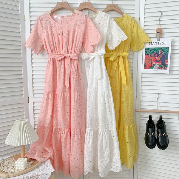 casual dresses 2021 summer style niche temperament wild embroidery hollow waist strap mid-length ruffle dress women, Black;gray
casual dresses 2021 summer style niche temperament wild embroidery hollow waist strap mid-length ruffle dress women, Black;gray