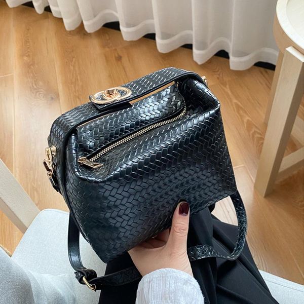 brand women's handbags leather shoulder bags luxury designer square bag and purses fashion woven crossbody
brand women's handbags leather shoulder bags luxury designer square bag and purses fashion woven crossbody
