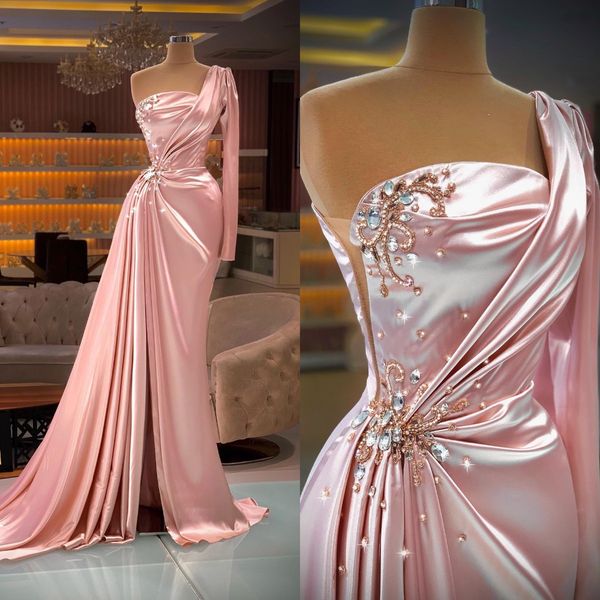 2022 silk satin mermaid evening dress with high split crystal pleat prom gowns one shoulder beading slim party celebrity dress, Black;red
2022 silk satin mermaid evening dress with high split crystal pleat prom gowns one shoulder beading slim party celebrity dress, Black;red