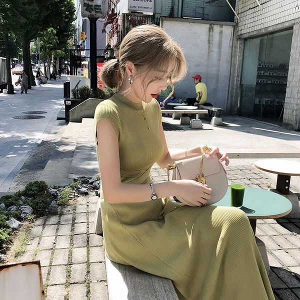 20212021 summer korean women bodycon robe knitted maxi dress elegant ladies slim sweater sleeveless long party dresses vestidos s84, Black;gray 
20212021 summer korean women bodycon robe knitted maxi dress elegant ladies slim sweater sleeveless long party dresses vestidos s84, Black;gray