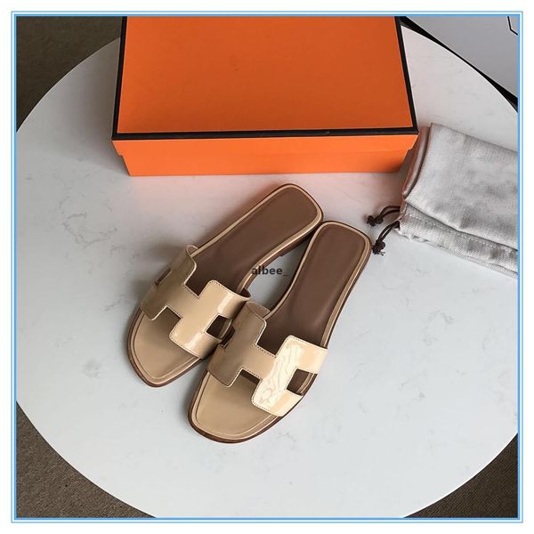 2021ss luxury fashion designer sand slippers hoof bottom comfortable brand women casual summer wide soled sandals with box, Black
2021ss luxury fashion designer sand slippers hoof bottom comfortable brand women casual summer wide soled sandals with box, Black