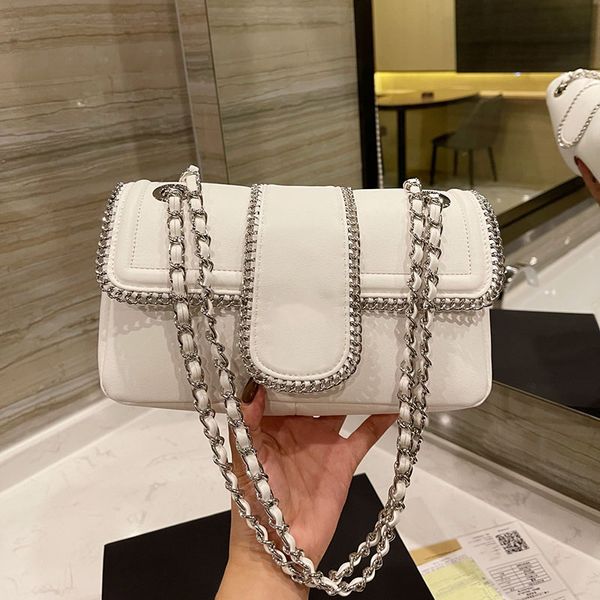 famous designer chain bag leather cover women's shoulder bag silver metal decoration large capacity sidebag cross body
famous designer chain bag leather cover women's shoulder bag silver metal decoration large capacity sidebag cross body