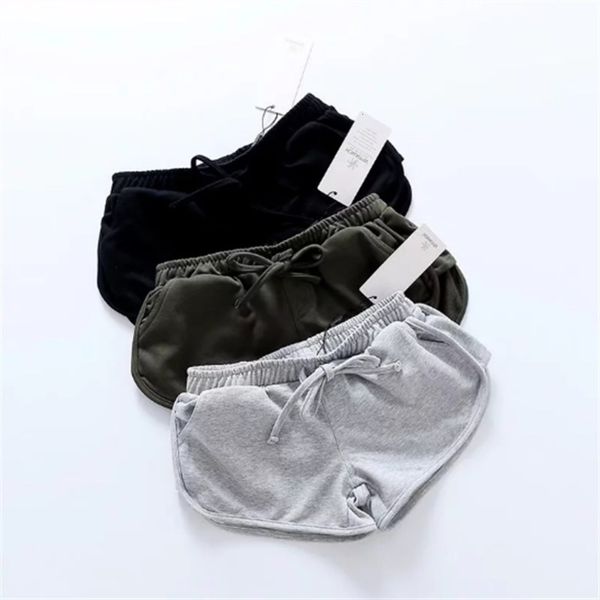 women's elastic waist arc knitted shorts women's fashion fitness sports leisure pants, Black;white
women's elastic waist arc knitted shorts women's fashion fitness sports leisure pants, Black;white