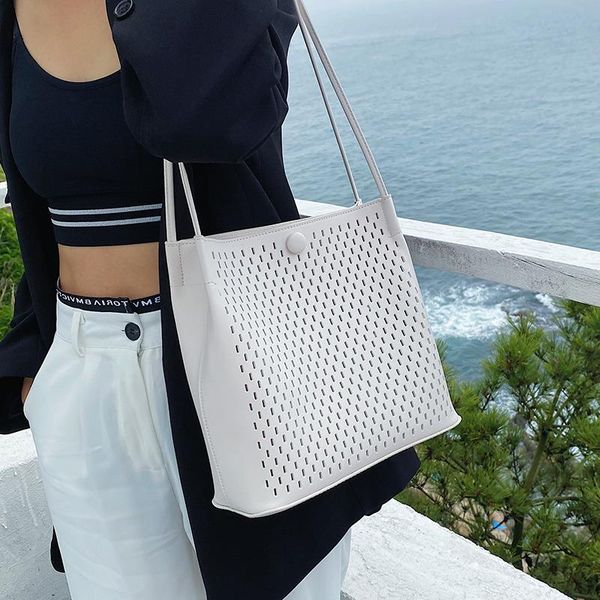 large-capacity wild messenger summer 2021 bag handbags trendy shoulder underarm new fashion hollow bucket grrqv
large-capacity wild messenger summer 2021 bag handbags trendy shoulder underarm new fashion hollow bucket grrqv