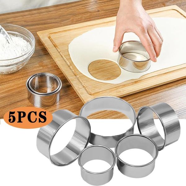 5pcs round shape stainless steel cake biscuit mould portable fondant mold kitchen gadgets baking accessories cookie cutter moulds
5pcs round shape stainless steel cake biscuit mould portable fondant mold kitchen gadgets baking accessories cookie cutter moulds