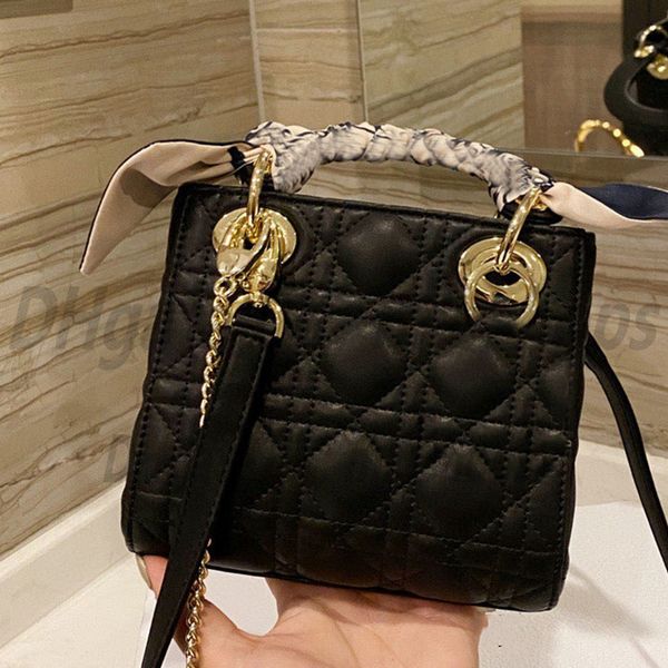 luxurys designers d fashion womens leather shoulder bags handbags totes clutch enamel 3 grid bag classic crossbody 2021 handbag
luxurys designers d fashion womens leather shoulder bags handbags totes clutch enamel 3 grid bag classic crossbody 2021 handbag
