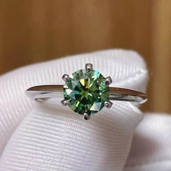 cluster rings real moissanite ring 1-2ct green color 100% 925 sterling silver gemstone for women girl fine jewelry wholesale, Golden;silver
cluster rings real moissanite ring 1-2ct green color 100% 925 sterling silver gemstone for women girl fine jewelry wholesale, Golden;silver