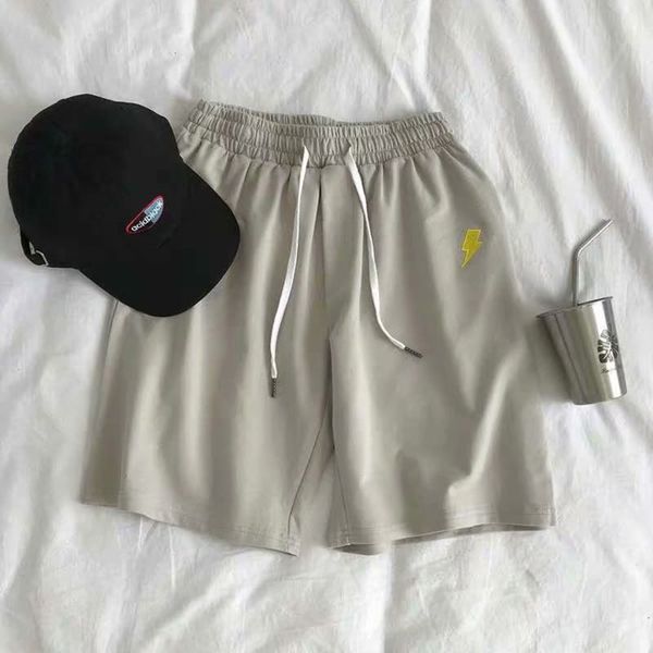 men's shorts big underpants men's summer loose sports shorts trend to wear teenagers' capris, White;black
men's shorts big underpants men's summer loose sports shorts trend to wear teenagers' capris, White;black