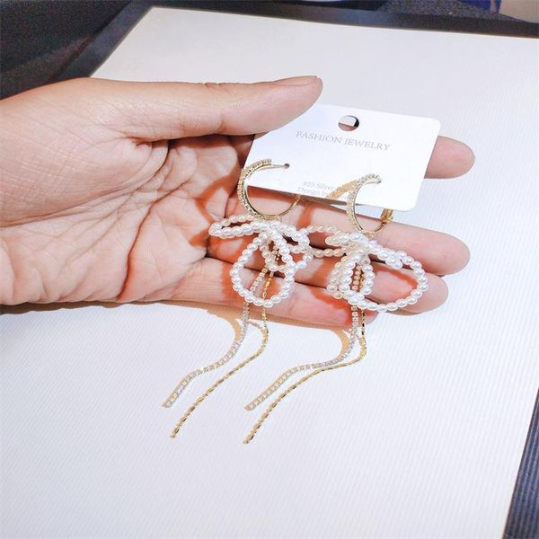 hoop & huggie milangirl 2021 trendy geometric circle dangle earrings simulated pearl crystal tassle fashion jewelry for women girl, Golden;silver
hoop & huggie milangirl 2021 trendy geometric circle dangle earrings simulated pearl crystal tassle fashion jewelry for women girl, Golden;silver
