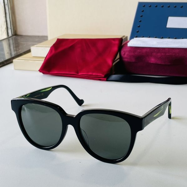 0960 classic pilot sunglasses designer brand mens womens sun glasses eyewear glass glasse square frames lenses with box model:0960sa, White;black
0960 classic pilot sunglasses designer brand mens womens sun glasses eyewear glass glasse square frames lenses with box model:0960sa, White;black
