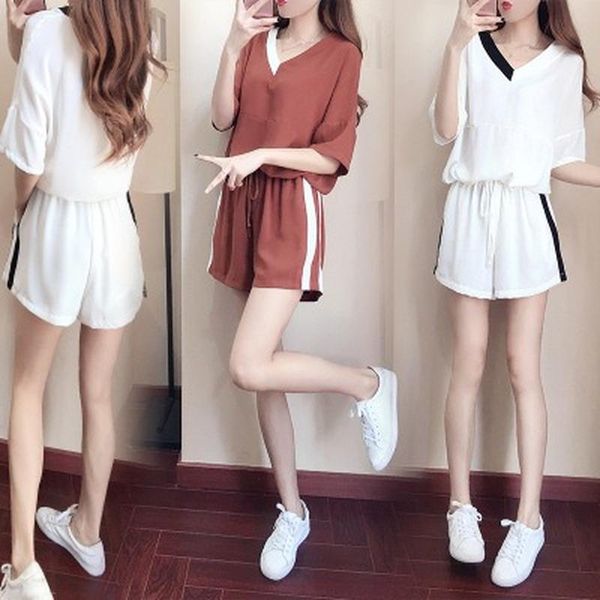 yoga outfit women sports set workout 2 piece elastic +shorts v-neck ladies causal loose clothes wholesale
yoga outfit women sports set workout 2 piece elastic +shorts v-neck ladies causal loose clothes wholesale