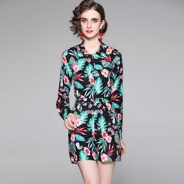 women designer elegant green floral print two piece set female lapel long sleeve shirt + fashion shorts sets 210525, White
women designer elegant green floral print two piece set female lapel long sleeve shirt + fashion shorts sets 210525, White