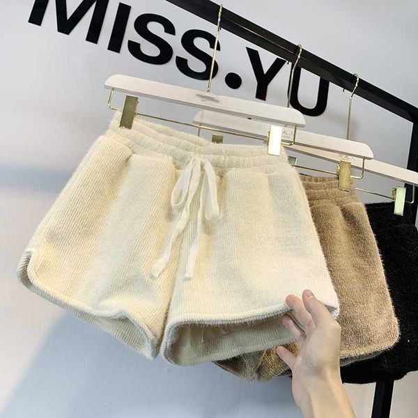 autumn mink short korean high waist thick with sashes wide leg female gray black green casual bottom 210601, White;black
autumn mink short korean high waist thick with sashes wide leg female gray black green casual bottom 210601, White;black