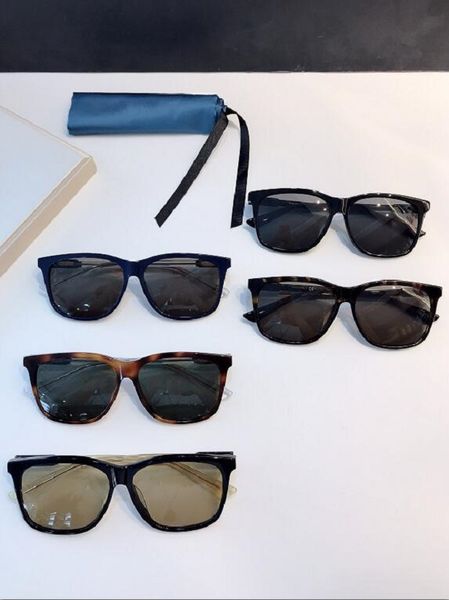 latest selling popular fashion 0495 temperament women sunglasses men sunglasses gafas de sol sun glasses uv400 lens with box, White;black
latest selling popular fashion 0495 temperament women sunglasses men sunglasses gafas de sol sun glasses uv400 lens with box, White;black