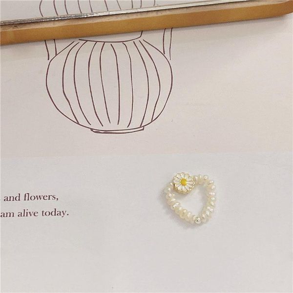 cluster rings lovoacc vintage natural freshwater pearl ring for women 4 designs irregular pearls daisy elastic charm wedding jewelry, Golden;silver
cluster rings lovoacc vintage natural freshwater pearl ring for women 4 designs irregular pearls daisy elastic charm wedding jewelry, Golden;silver