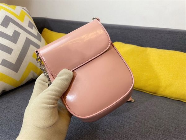women's bags european and american fashion shell bag pu6 color gold chain / a large number of discounts
women's bags european and american fashion shell bag pu6 color gold chain / a large number of discounts