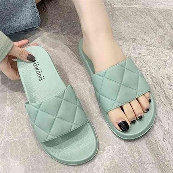 summer women solid open toe quilted slides platform heel pvc colorful casual indoor slippers bathroom home shoes ladies girls 210619, Black
summer women solid open toe quilted slides platform heel pvc colorful casual indoor slippers bathroom home shoes ladies girls 210619, Black