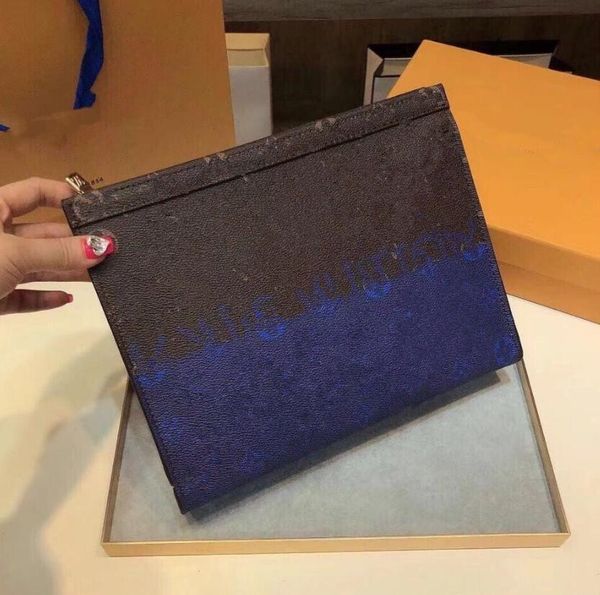 classic color-blocking letter wallets luxury designer leather large-capacity men's zipper clutch bags fashion multi-card position women, Red;black
classic color-blocking letter wallets luxury designer leather large-capacity men's zipper clutch bags fashion multi-card position women, Red;black