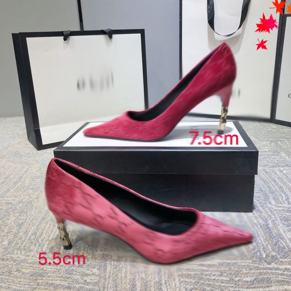 2021 good quality fashion women luxurys designers shoes designer sandals womens luxury high heels sandal dress shoess with box size 35-41 -h, Black
2021 good quality fashion women luxurys designers shoes designer sandals womens luxury high heels sandal dress shoess with box size 35-41 -h, Black
