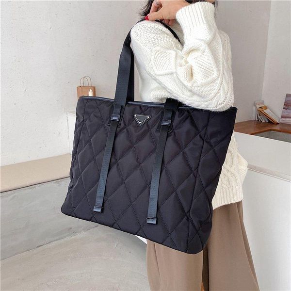 evening bags lnv women's big tote 2021 autumn winter female shoulder handbags nylon large capacity shopping
evening bags lnv women's big tote 2021 autumn winter female shoulder handbags nylon large capacity shopping