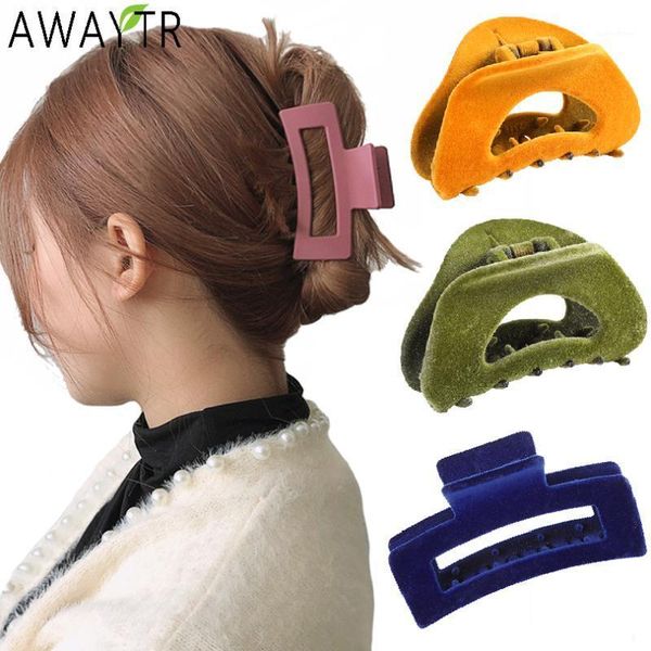 women flannel hair claw clips crab retro hairpins metal solid color accessories barrettes for girl headdress ornament bands1
women flannel hair claw clips crab retro hairpins metal solid color accessories barrettes for girl headdress ornament bands1