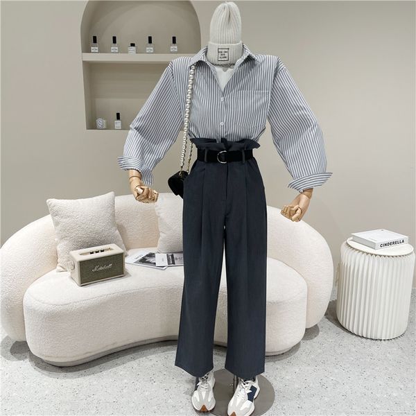capri niche design two pieces together spring fashion women medium length striped shirt waist high in straight suit pants, Black;white
capri niche design two pieces together spring fashion women medium length striped shirt waist high in straight suit pants, Black;white