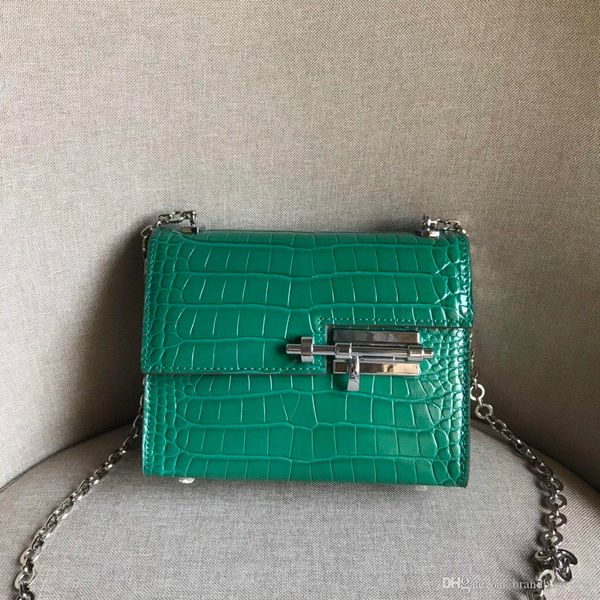 18cm bolt bag 2021 alligator shoulder bags women lady cowhide genuine leather fashion handbag factory wholesale
18cm bolt bag 2021 alligator shoulder bags women lady cowhide genuine leather fashion handbag factory wholesale