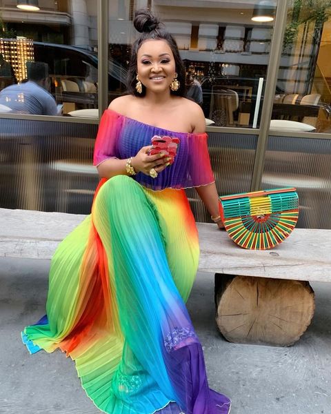 casual dresses african woman press-pleating decoration polyester material loose plus size off shoulder rainbow color fashion long, Black;gray
casual dresses african woman press-pleating decoration polyester material loose plus size off shoulder rainbow color fashion long, Black;gray
