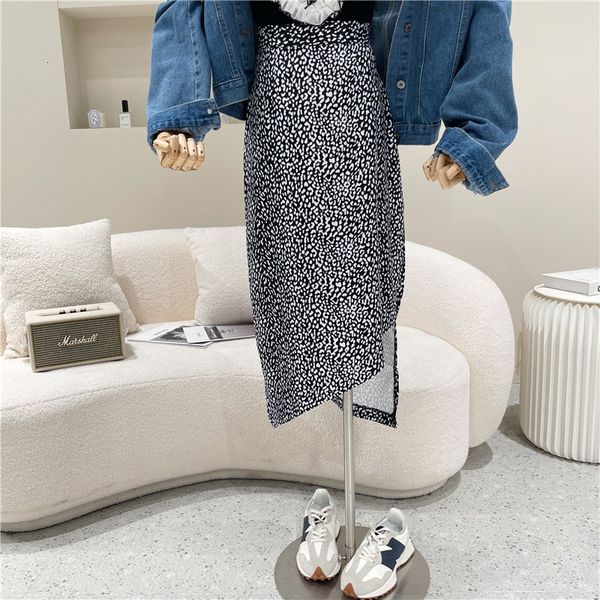 skirts spring summer 2021 fashion niche design feminine sense thin irregular personality high waist leopard skirt, Black
skirts spring summer 2021 fashion niche design feminine sense thin irregular personality high waist leopard skirt, Black