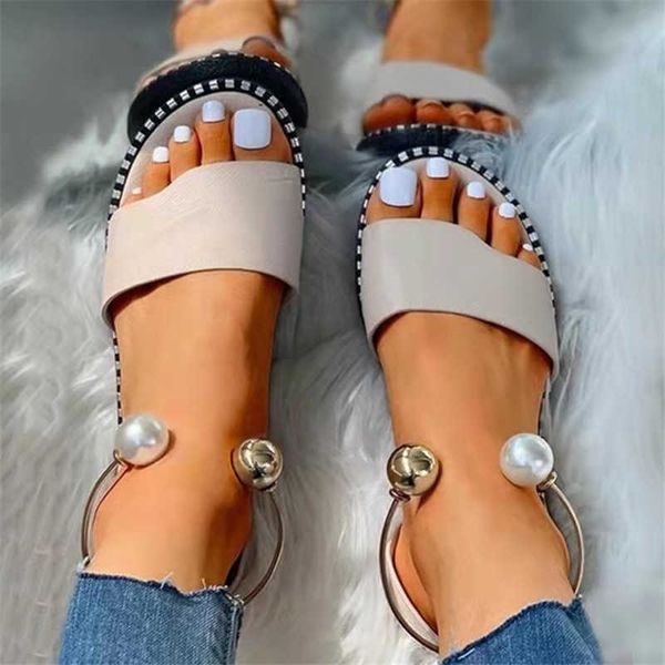 2021 summer new fashion european and american casual flat bottom big pearl one word female cool bottom large size ladies sandals y0721, Black
2021 summer new fashion european and american casual flat bottom big pearl one word female cool bottom large size ladies sandals y0721, Black