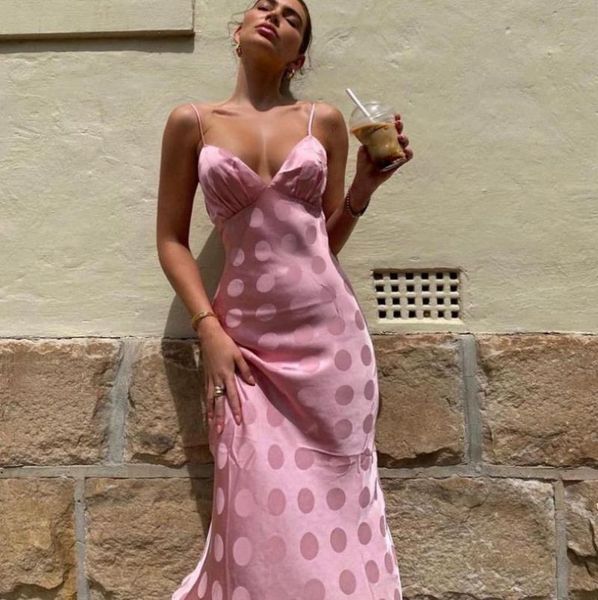 casual dresses 2021 women fashion backless polka dot print dress ladies v-neck satin silk for party clubwear bodycon, Black;gray
casual dresses 2021 women fashion backless polka dot print dress ladies v-neck satin silk for party clubwear bodycon, Black;gray