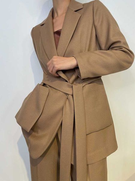 women's trench coats oeuvery womens casual work office solid color loose fit blazer cotton oversize long sleeve v-neck jacket with belt, Tan;black
women's trench coats oeuvery womens casual work office solid color loose fit blazer cotton oversize long sleeve v-neck jacket with belt, Tan;black