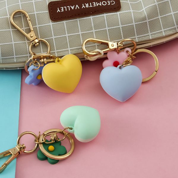 fine key chain couples cartoon love foil pendant creative small gift cute ring merchandise sales., Silver
fine key chain couples cartoon love foil pendant creative small gift cute ring merchandise sales., Silver