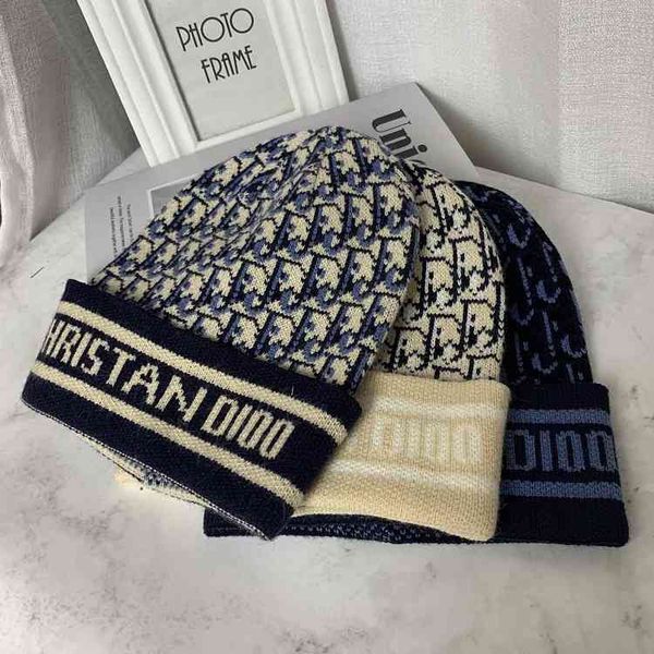 design hat children 2021 and new fashion brand family versatile knitted net red high-end wool ear protection hat, Blue;gray
design hat children 2021 and new fashion brand family versatile knitted net red high-end wool ear protection hat, Blue;gray