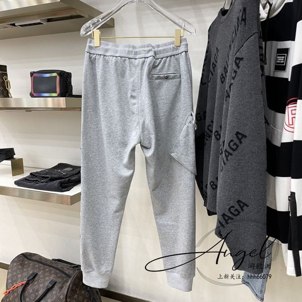 cotton / crosin chromehearts 21 new knitted leisure sports pants men's and women's, Black
cotton / crosin chromehearts 21 new knitted leisure sports pants men's and women's, Black