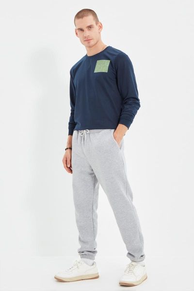 running pants trendyol men 's regular fit rubber trotting sweatpants tmnaw22ea0346, Black;blue
running pants trendyol men 's regular fit rubber trotting sweatpants tmnaw22ea0346, Black;blue