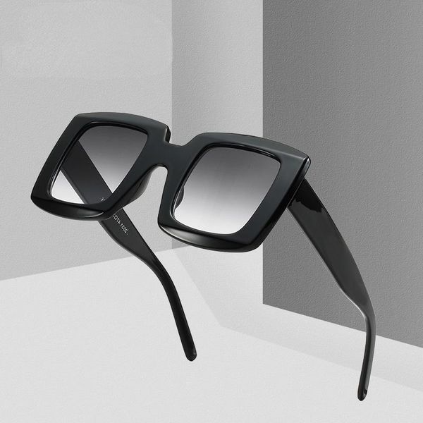 sunglasses box fashion personality european and american trendy for men women, White;black
sunglasses box fashion personality european and american trendy for men women, White;black