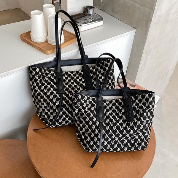 high-quality canvas bags spring and summer trend large-capacity tote shoulder net celebrity women wild portable underarm bag cross body
high-quality canvas bags spring and summer trend large-capacity tote shoulder net celebrity women wild portable underarm bag cross body