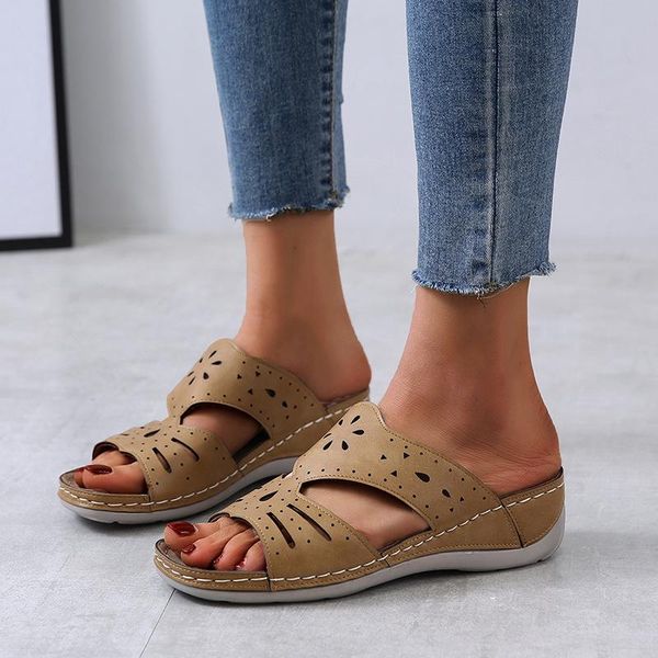 slippers shoes woman 2021 big size on a wedge female flat summer pu fabric slides floral rome ladies' slipers, Black
slippers shoes woman 2021 big size on a wedge female flat summer pu fabric slides floral rome ladies' slipers, Black