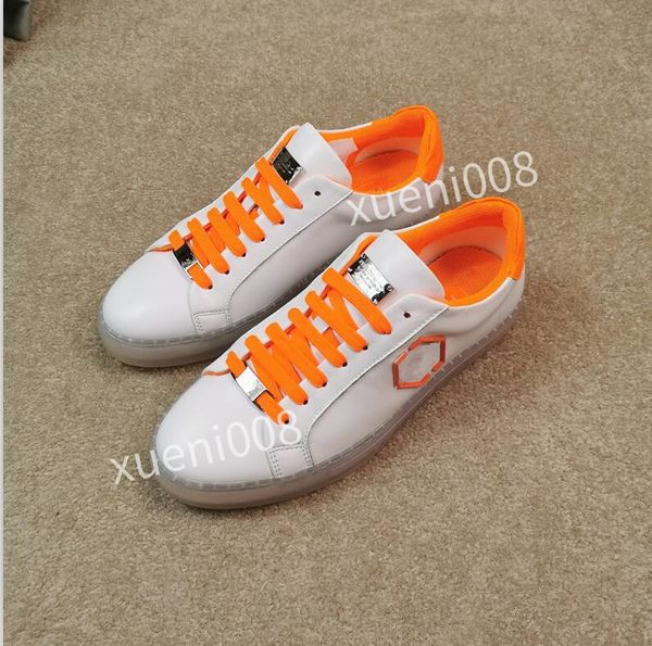 2021 red bottom designer shoes studded spikes flat sneakers men women trainers low cut suede sneaker party wedding rivet shoe cy190729, Red;white
2021 red bottom designer shoes studded spikes flat sneakers men women trainers low cut suede sneaker party wedding rivet shoe cy190729, Red;white