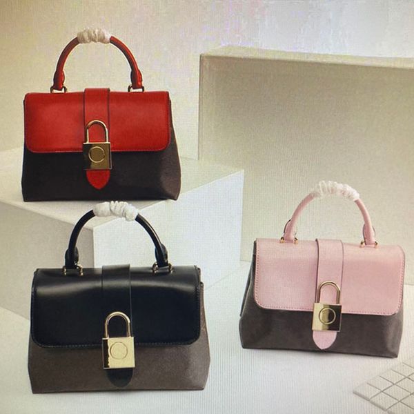 m44141 ladies shoulder bag wallet messenger bags luxury designer classic fashion brand lady locky bb handpurse m44080 m44322
m44141 ladies shoulder bag wallet messenger bags luxury designer classic fashion brand lady locky bb handpurse m44080 m44322