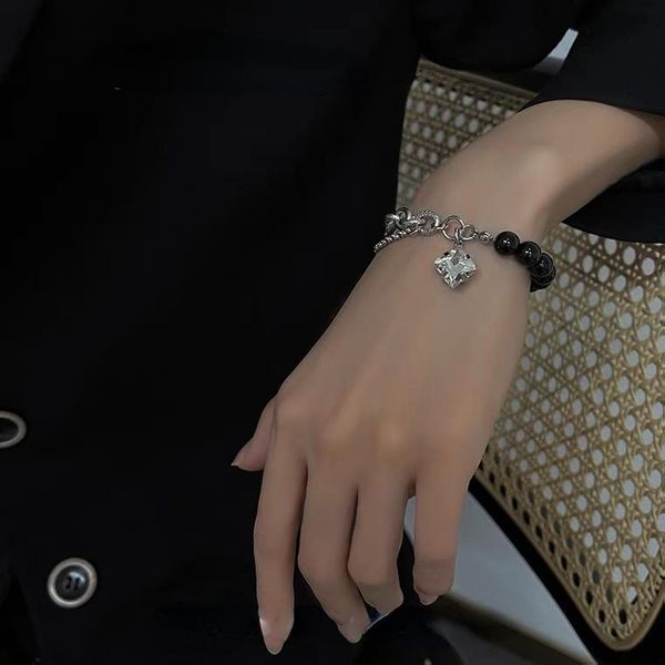 charm bracelets chain splicing zircon bracelet female tide ins high sense hip-hop niche jewelry for men and women, Golden;silver
charm bracelets chain splicing zircon bracelet female tide ins high sense hip-hop niche jewelry for men and women, Golden;silver