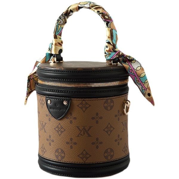news fashion women designer makeup handbags crossbody bags purses cosmetic case bucket shoulder bag
news fashion women designer makeup handbags crossbody bags purses cosmetic case bucket shoulder bag